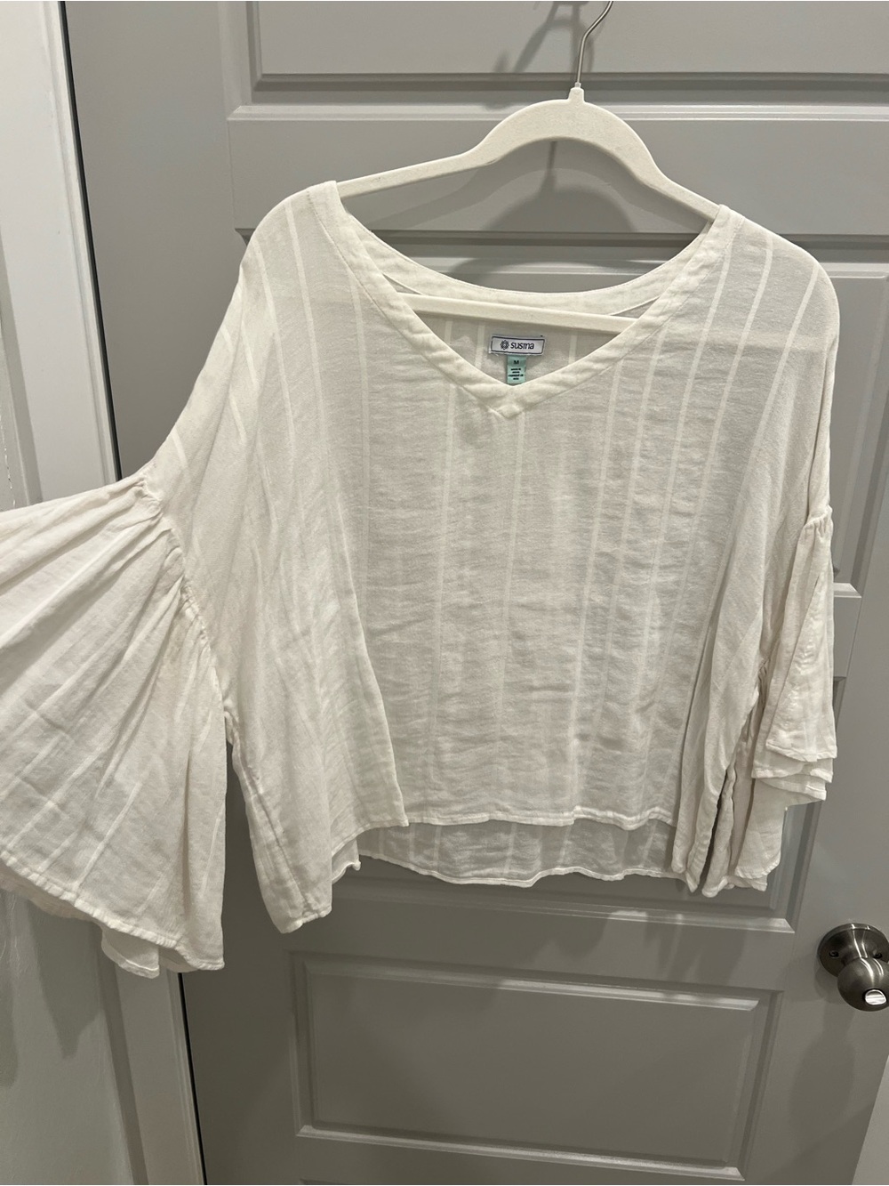Susina Cream V-Neck Gauzy Bell Sleeve Blouse